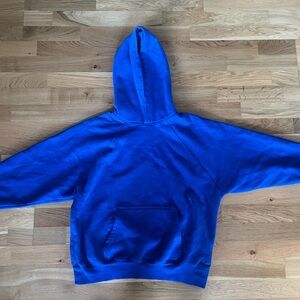 Aritzia Mega Hoodie in Size 3 Jazz blue
